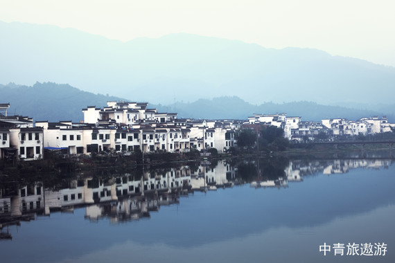 【江西全景】江西诗画庐山/瓷都景德镇/婺源篁岭晒秋/仙境三清山/南昌高铁5日游