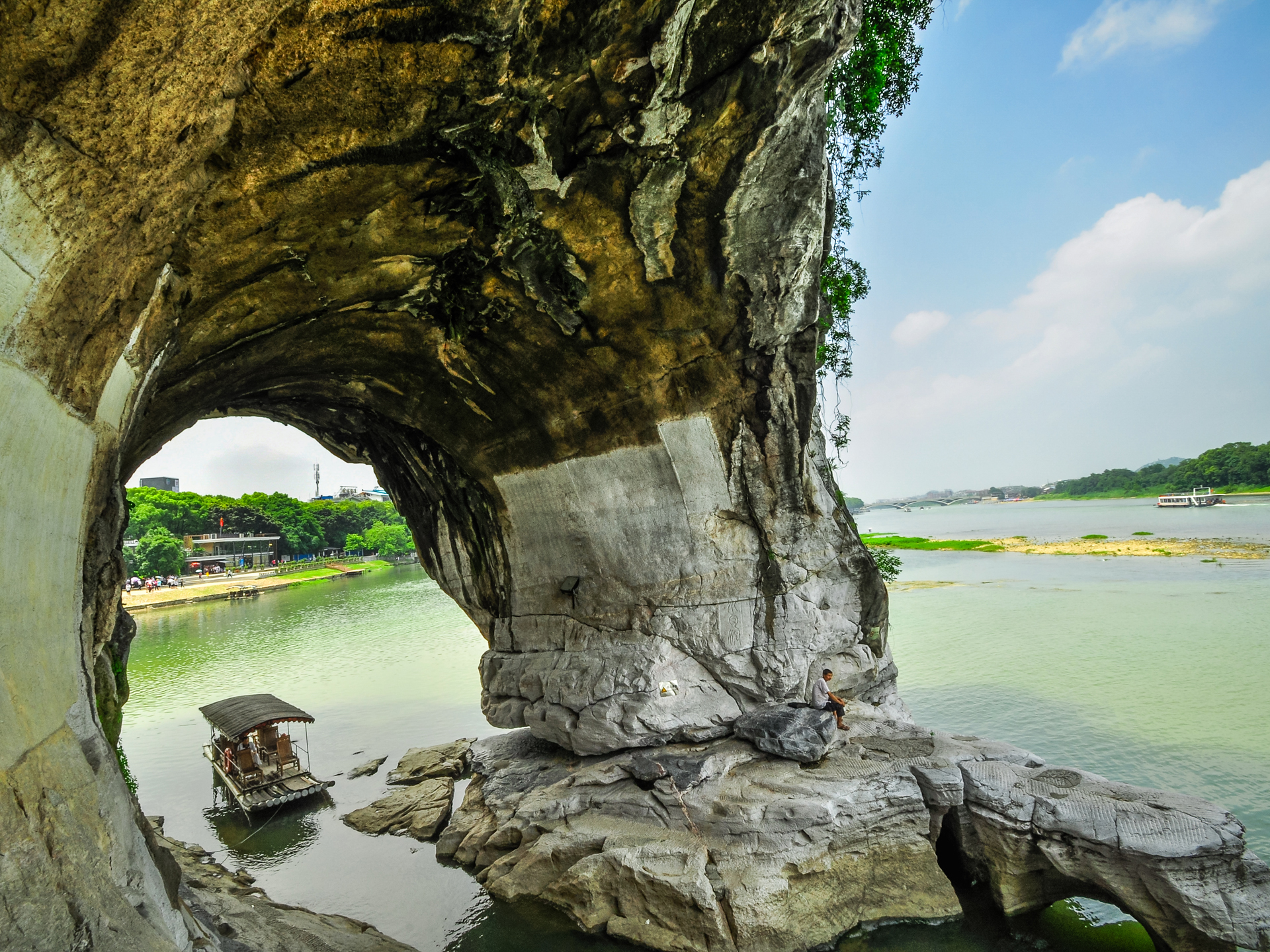 【自组团】广西桂林大公馆/阳朔兴坪漓江/浪漫西街动车动车三日超奢游