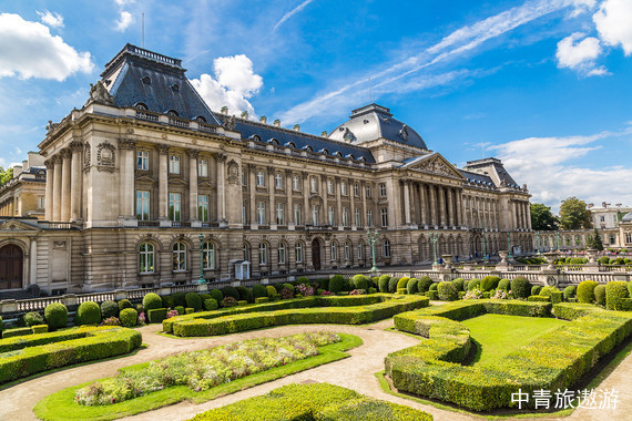 【欧洲】德法瑞意4国8晚11日【卢浮宫|埃菲尔铁塔|巴黎圣母院|巴黎歌剧院|伯尔尼钟楼|正义女神喷泉】