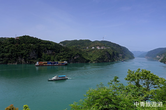 【三峡游轮】【长江贰号】经典三峡 下水 重庆-宜昌 上海动车+硬卧往返 五日游
