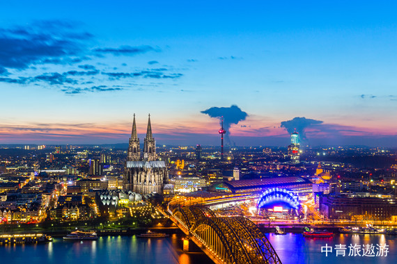 【悦游欧洲】【多彩花季】德国+荷兰一价全含12-13日游【郁金香公园+船游羊角村+新天鹅堡+莱茵河游船】