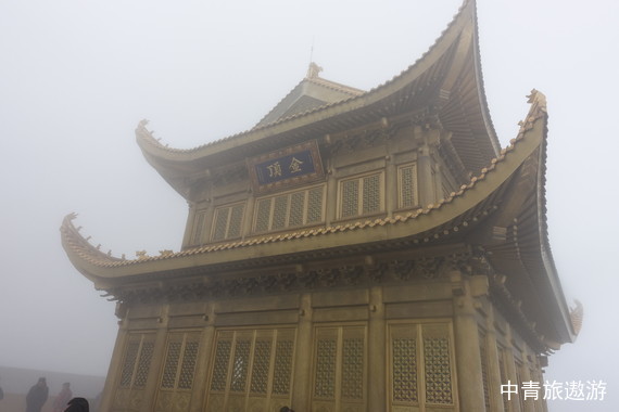 【四川】輕奢四川?全景 雙飛/當地7日【成都+都江堰/熊貓樂園+九寨溝+黃龍+樂山大佛+二進峨眉山+金頂】全程豪華五鉆酒店丨升級2+1豪華車