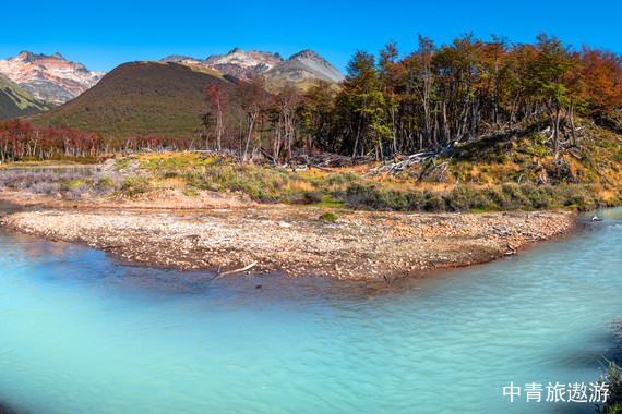 【南美洲】巴西+阿根廷+智利+秘鲁+乌拉圭南五国25天【狂欢节现场秀|复活节岛|纳斯卡地画|火地岛国家公园|冰川游船|伊瓜苏大瀑布】