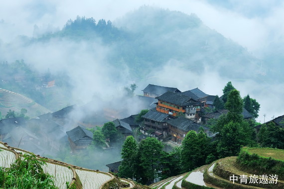 【双世界自然遗产 湘桂大全景】广西桂林+湖南崀山+漓江+龙脊梯田深度7日游【登骆驼峰俯瞰壮景】