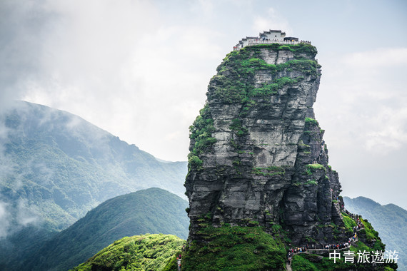 【貴州】純玩雙飛6天【梵凈山丨鎮(zhèn)遠(yuǎn)古城丨黃果樹瀑布丨陡坡塘瀑布丨天星橋丨西江千戶苗寨丨荔波小七孔】