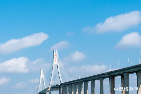 【廣東】汕尾++汕頭雙臥10日【廣深珠|港澳|巽寮灣|南澳|潮州|乘金巴穿越港珠澳大橋】