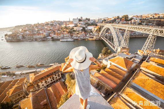 【私家团】西葡-热情节拍8日游【马德里皇宫/弗拉明戈舞/圣家堂/奎尔公园】