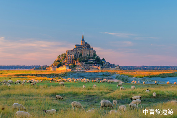 【欧洲】法国+意大利+瑞士3国13日【罗马斗兽场|埃菲尔铁塔| 圣米歇尔山| 少女峰| 香波堡| 罗马深度游| 瑞士五镇| 金色山口列车】